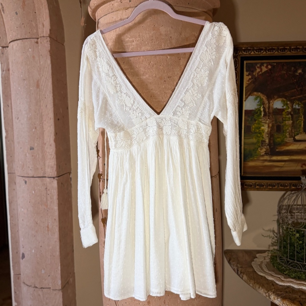 NWOT Free People white long sleeve mini dress size XS